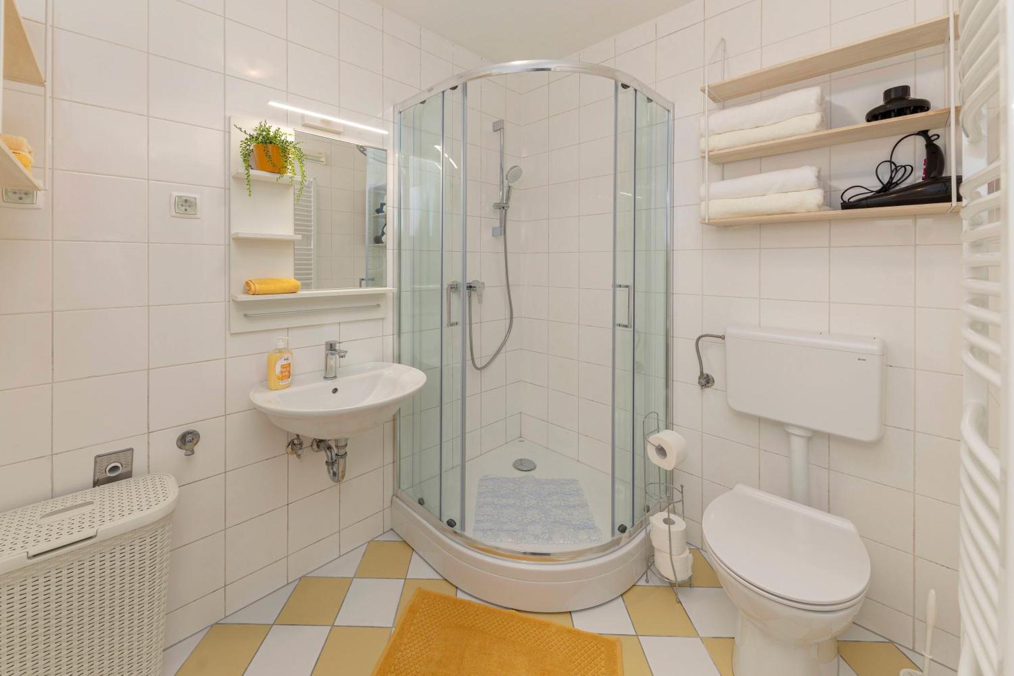 Appartement Cozy Garden Flat à Ljubljana Extérieur photo