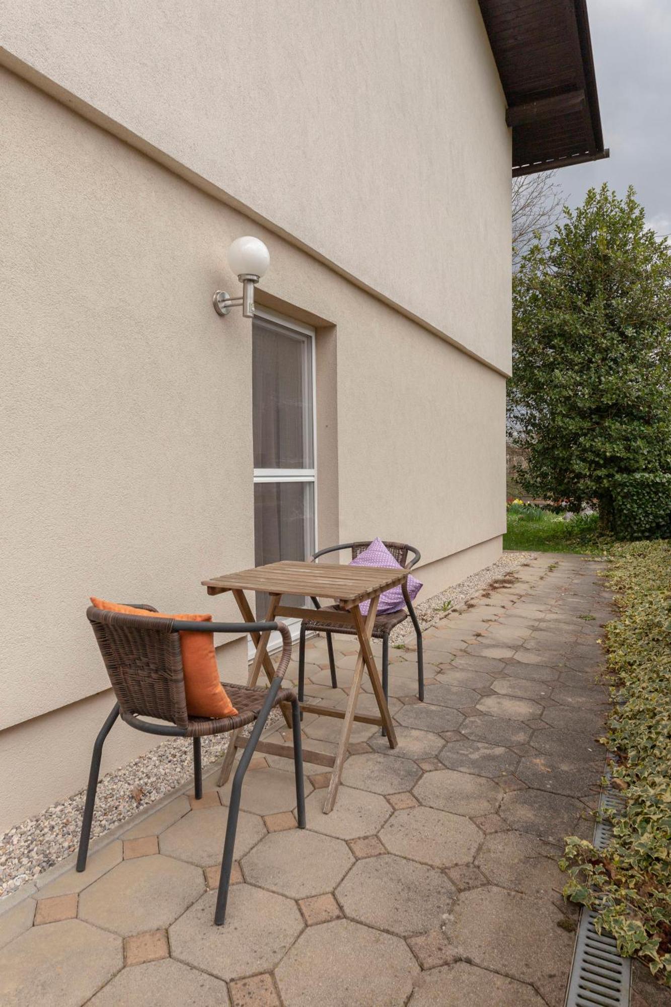 Appartement Cozy Garden Flat à Ljubljana Extérieur photo